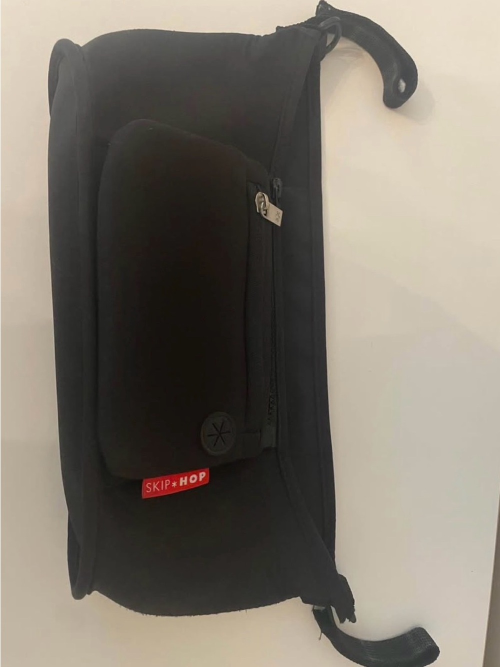 Skip Hop Grab & Go Stroller Organizer Black w/ Detachable Wristlet - Picture 2 of 4